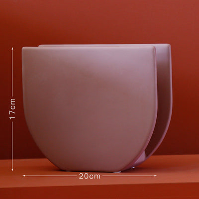Creative ceramic vase