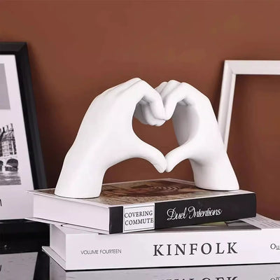 Love Heart Decoration Heart Shaped Love Finger Statue Resin Crafts - Antique Decore